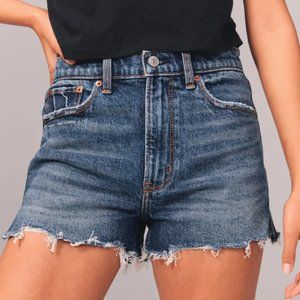 Abercrombie High Rise Mom Shorts in Dark wash